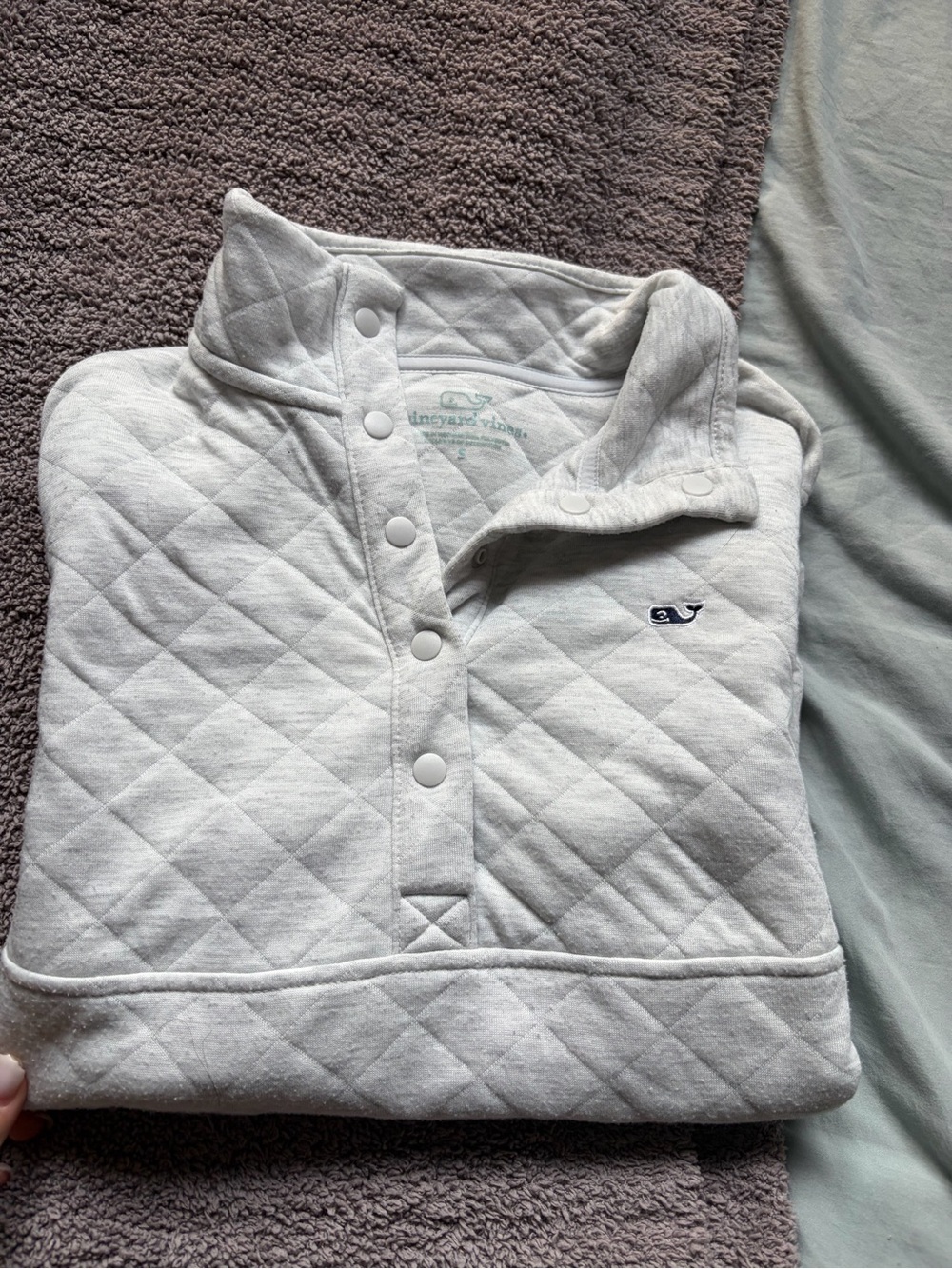 Vineyard Vines Quilted Pullover in Light Gray with Teal Logo